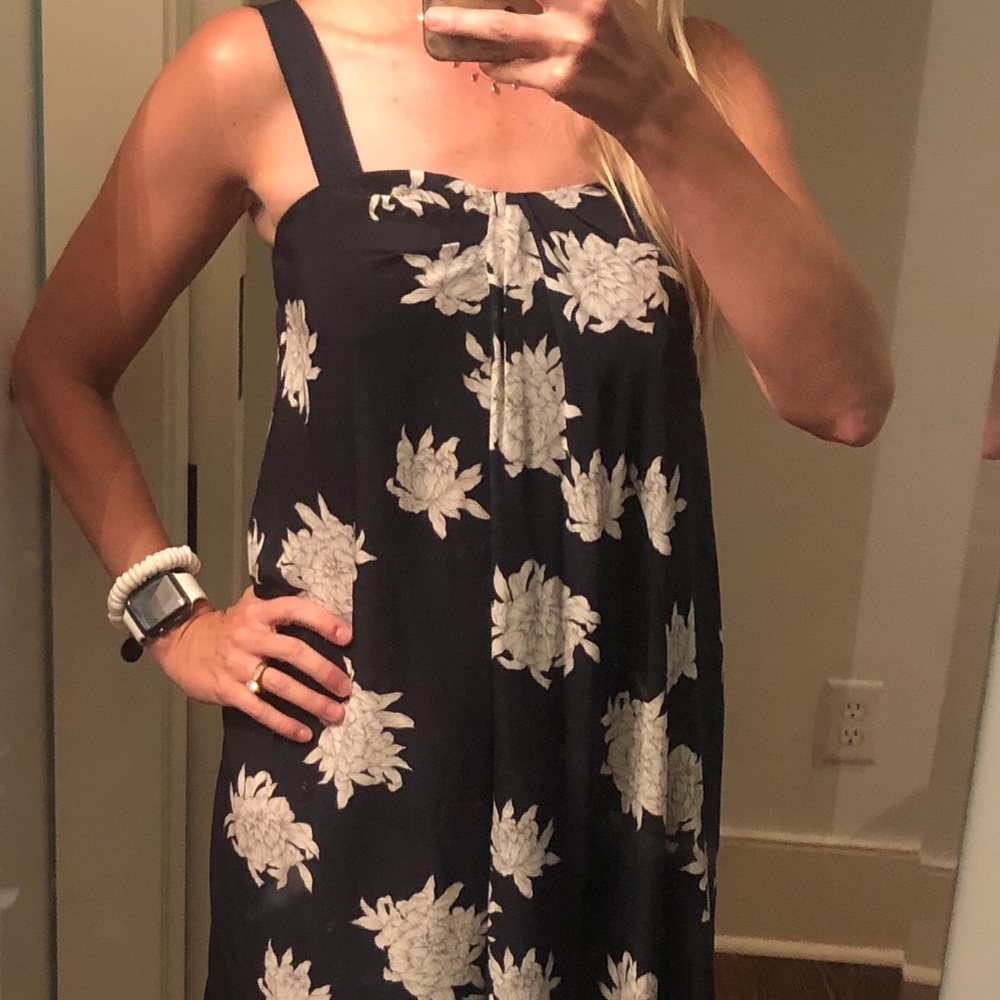 VINCE Black Floral Silk Dress XS